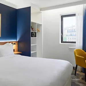 17 Batignolles Отель